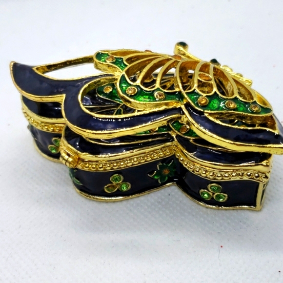 Creature Couture-Butterfly Trinket Box - Picture 2 of 9